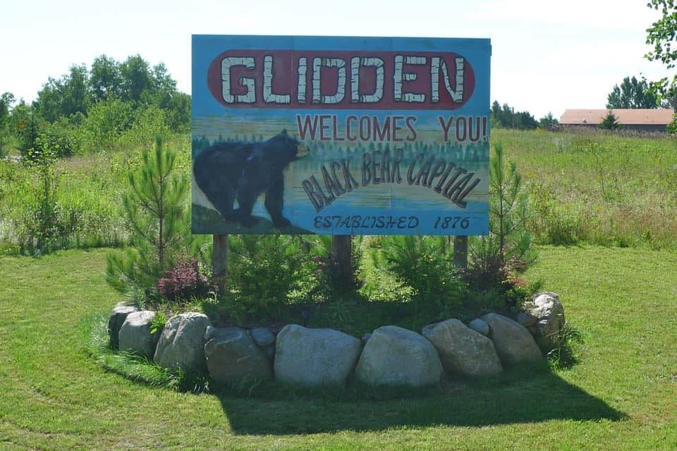 Black bear sign for Glidden, Wisconsin